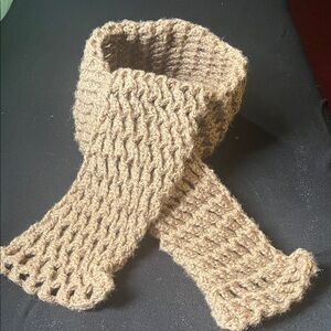 Elegant Brown Knit Scarf